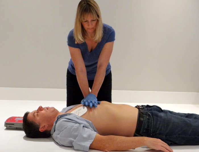 Emergency Life Support Course – CPR, Recovery Position, Choking, Anaphylaxis and use of a Defibrillator